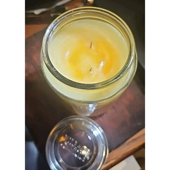 Village Candle Zesty Lemon Large 21.25 FL Oz Jar 2 Wick Candle Hard To Find - Picture 3 of 3